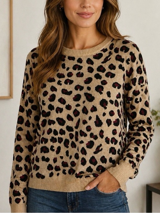 T Tahari Sweaters - T Tahari Tan Leopard Print Crewneck Sweater Preppy Casual Animal Print